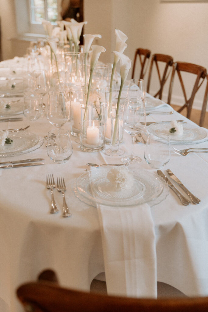 Gedeckter Tisch bei der Hochzeitslocation Schloss Janson